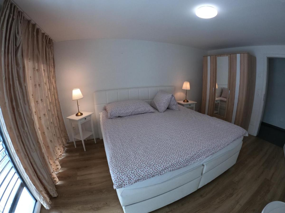 The Golf Apartments Інтерлакен Екстер'єр фото